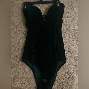 Dark green bodysuit velvet